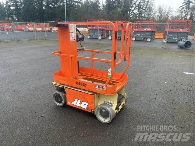 JLG 1230ES Sollevatori verticali