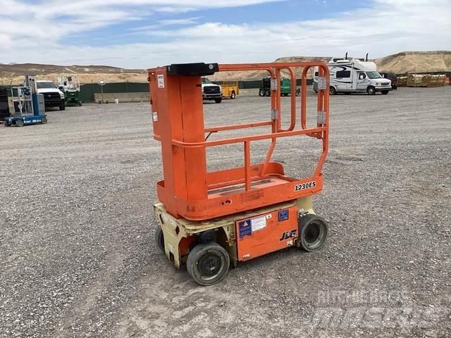 JLG 1230ES Sollevatori verticali