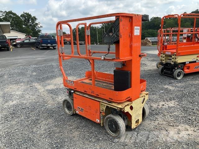 JLG 1230ES Sollevatori verticali