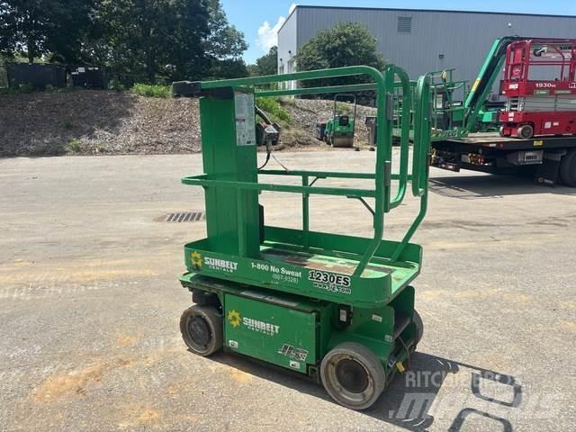 JLG 1230ES Sollevatori verticali