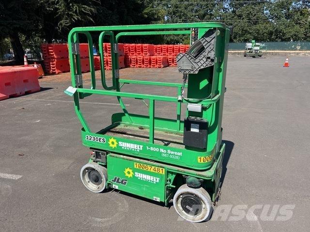 JLG 1230ES Sollevatori verticali