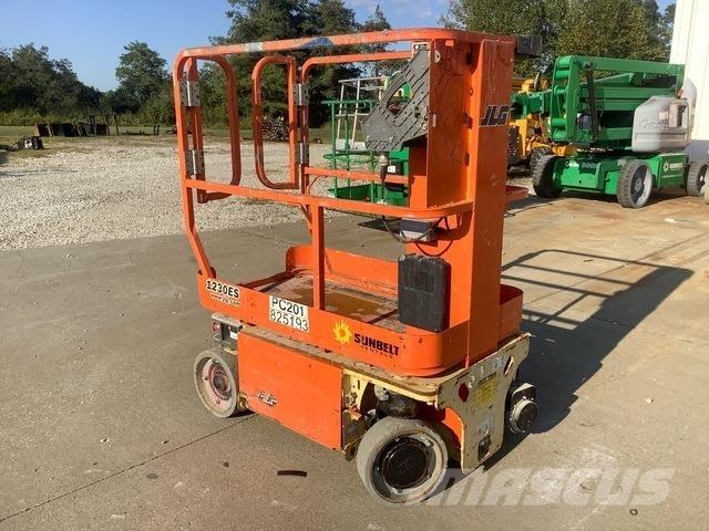 JLG 1230ES Sollevatori verticali