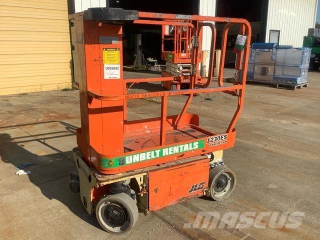 JLG 1230ES Sollevatori verticali