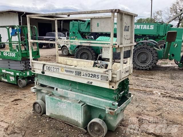 JLG 1932RS Piattaforme a pantografo
