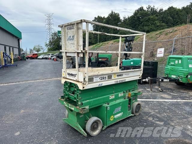 JLG 1932RS Piattaforme a pantografo