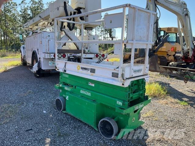 JLG 1932RS Piattaforme a pantografo