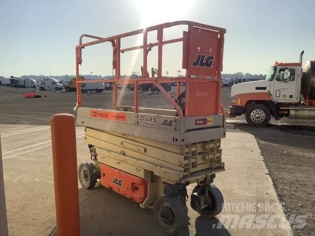JLG 2030ES Piattaforme a pantografo