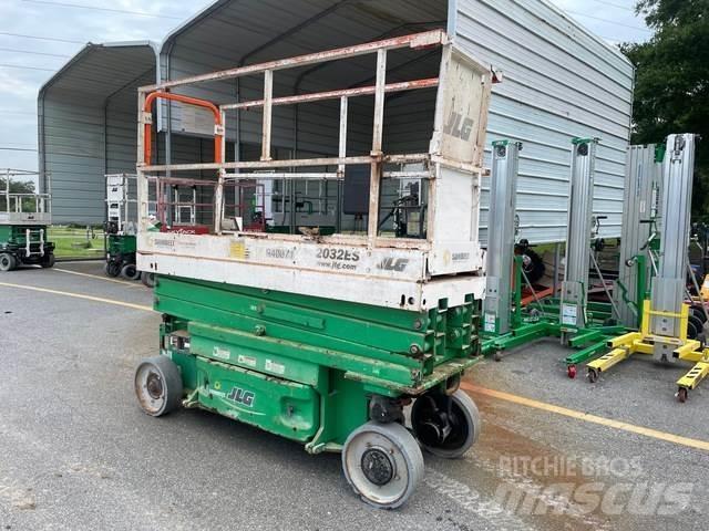 JLG 2032ES Piattaforme a pantografo