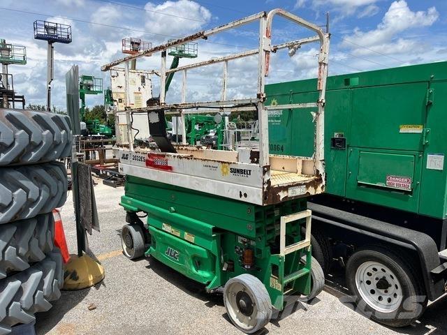 JLG 2032ES Piattaforme a pantografo