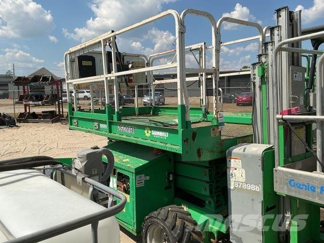JLG 260MRT Piattaforme a pantografo