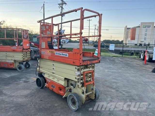 JLG 2632ES Piattaforme a pantografo