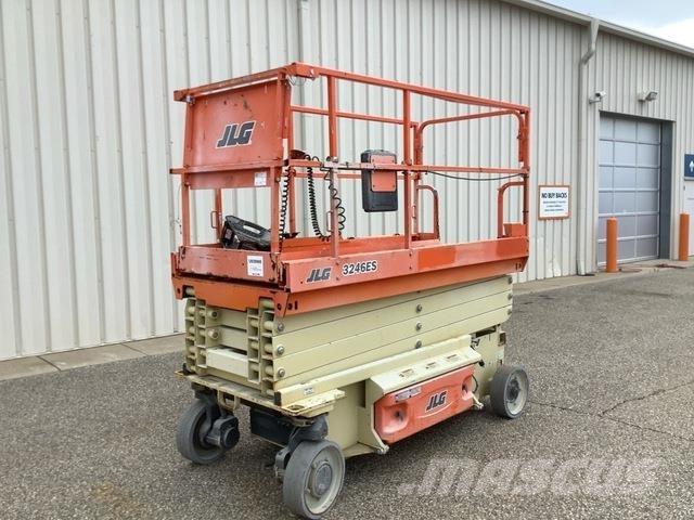 JLG 3246ES Piattaforme a pantografo