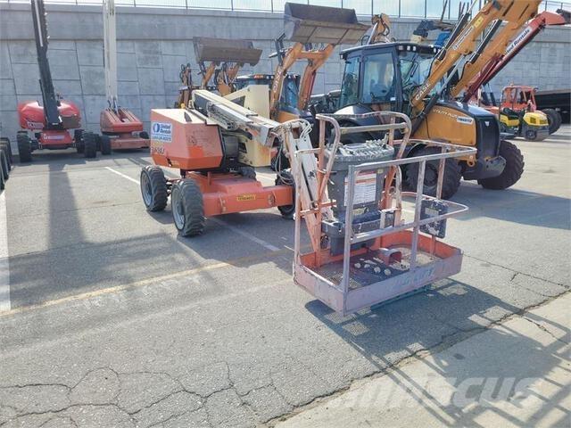 JLG 340AJ Piattaforme a braccio articolato