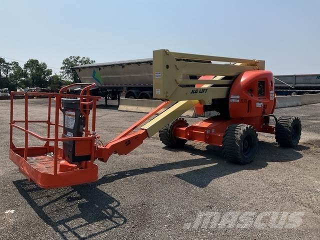 JLG 450A Piattaforme a braccio articolato