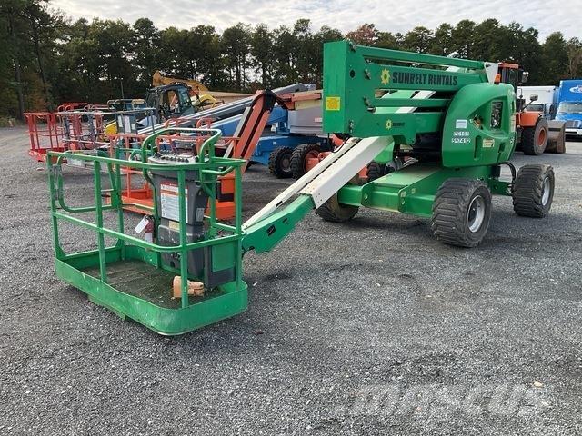 JLG 450A Piattaforme a braccio articolato