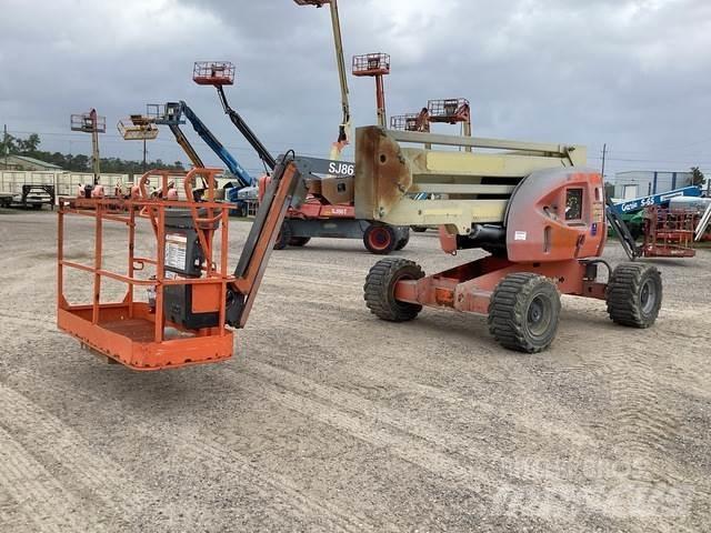 JLG 450AJ Piattaforme a braccio articolato