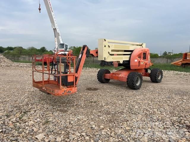 JLG 450AJ Piattaforme a braccio articolato