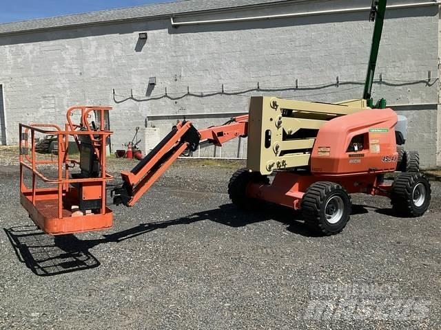 JLG 450AJ Piattaforme a braccio articolato