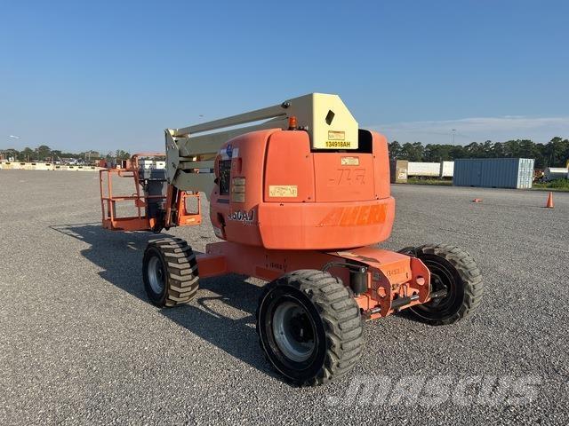 JLG 450AJ Piattaforme a braccio articolato