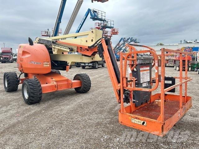 JLG 450AJ Piattaforme a braccio articolato