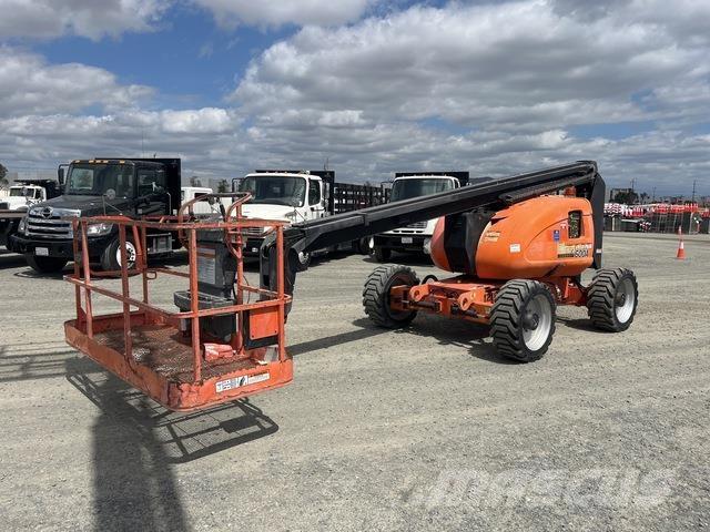JLG 600A Piattaforme a braccio articolato