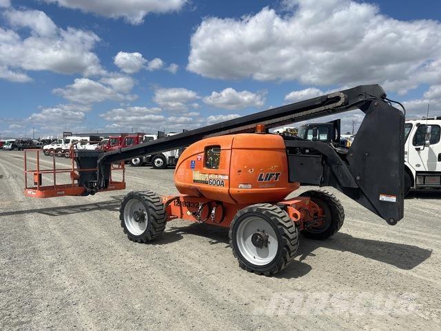 JLG 600A Piattaforme a braccio articolato