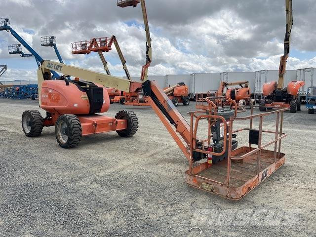 JLG 600AJ Piattaforme a braccio articolato