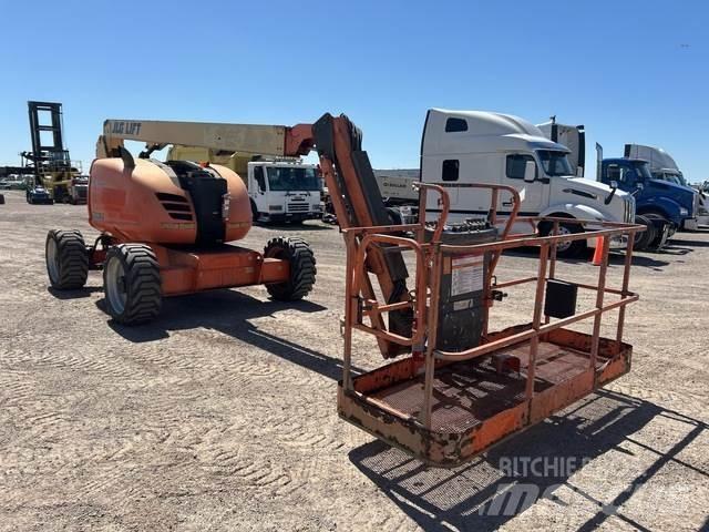 JLG 600AJ Piattaforme a braccio articolato