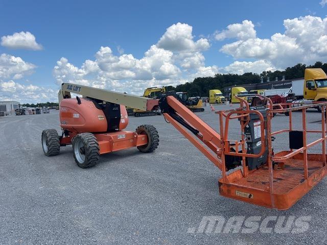 JLG 600AJ Piattaforme a braccio articolato