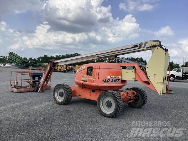 JLG 600AJ Piattaforme a braccio articolato