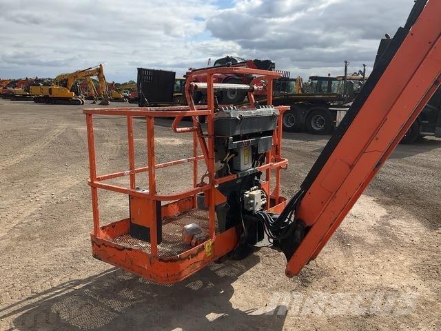 JLG 600AJ Piattaforme a braccio articolato