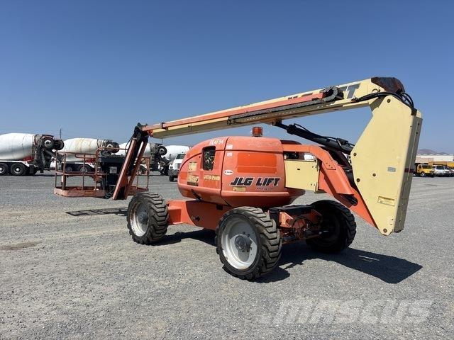 JLG 600AJ Piattaforme a braccio articolato