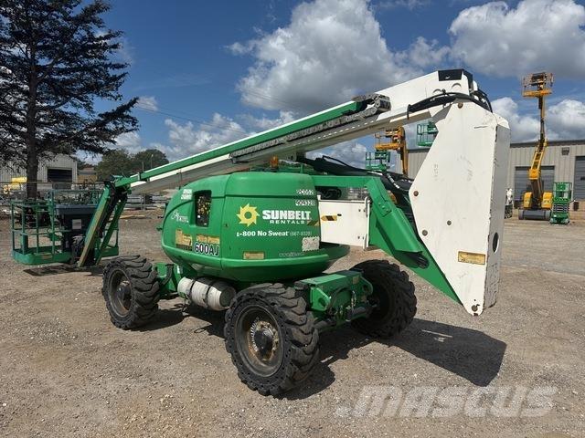 JLG 600AJN Piattaforme a braccio articolato
