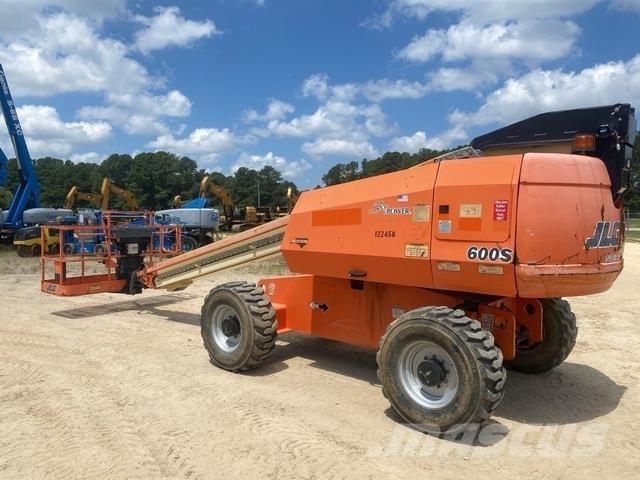 JLG 600S Piattaforme a braccio telescopico