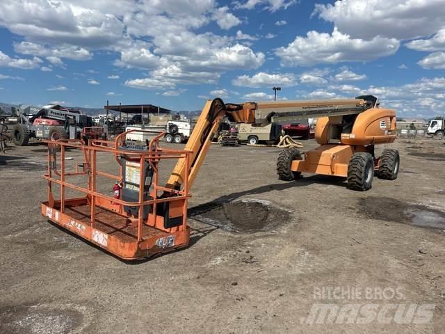 JLG 600SJ 4X4 Piattaforme a braccio articolato