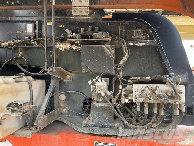 JLG 660SJ Piattaforme a braccio telescopico