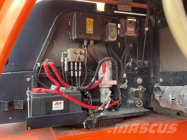 JLG 660SJ Piattaforme a braccio telescopico