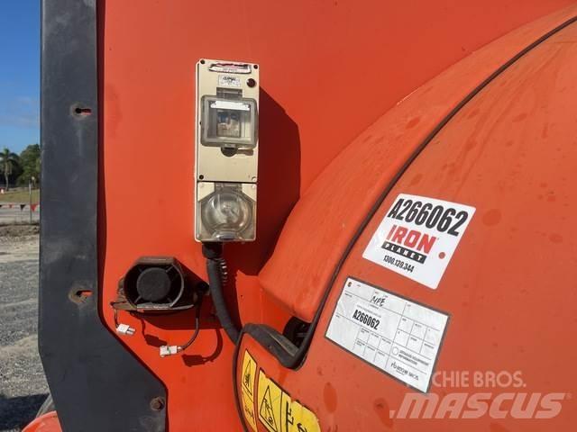JLG 800 AJ Costruzioni - Altro