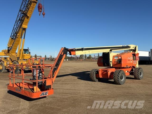 JLG 800 AJ Piattaforme a braccio articolato
