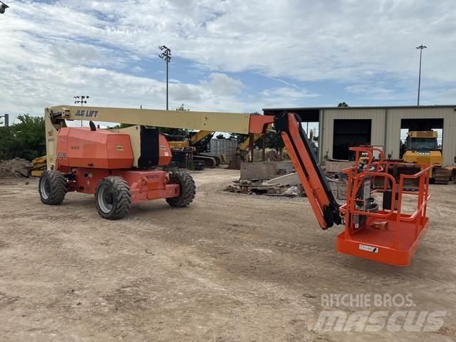 JLG 800AJ Piattaforme a braccio articolato