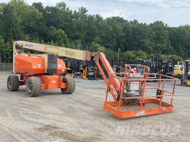 JLG 800AJ Piattaforme a braccio articolato