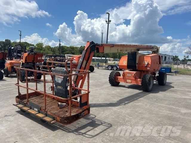 JLG 800AJ Piattaforme a braccio articolato