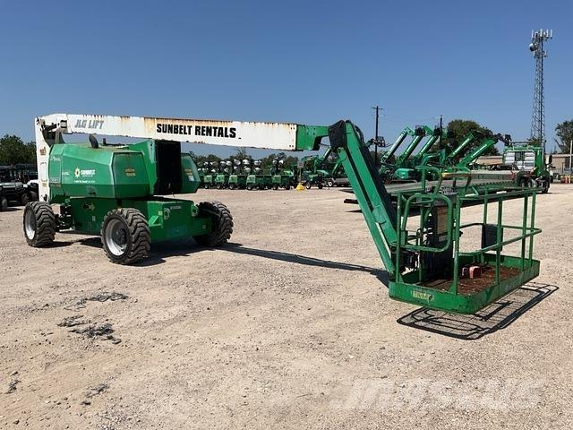 JLG 800AJ Piattaforme a braccio articolato