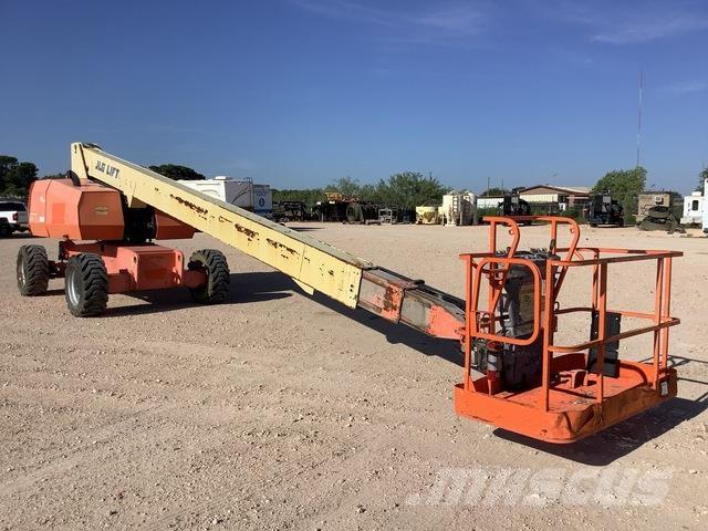 JLG 800S Piattaforme a braccio telescopico