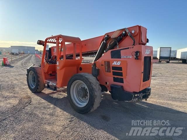 JLG 8042 Sollevatori telescopici