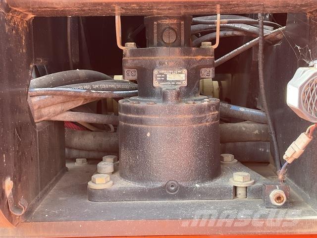 JLG 860SJ Piattaforme a braccio telescopico