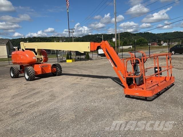 JLG 860SJ Piattaforme a braccio articolato