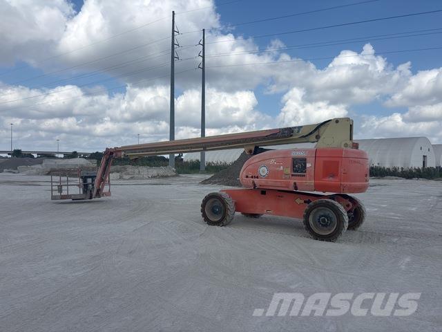 JLG 860SJ Piattaforme a braccio telescopico