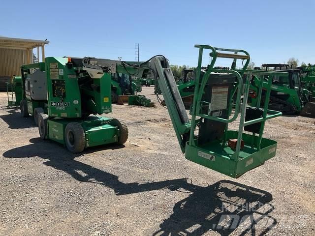 JLG E300AJ Piattaforme a braccio articolato