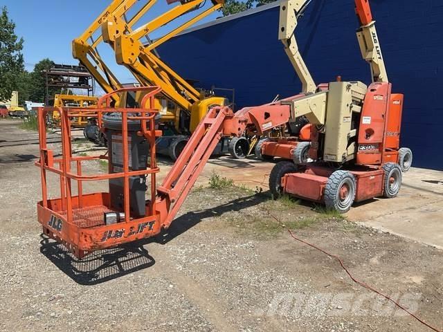JLG E300AJP Piattaforme a braccio articolato
